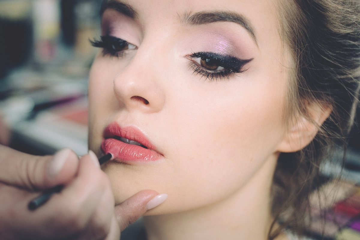 Make-up-Trends: Bold und Natural im Wechsel